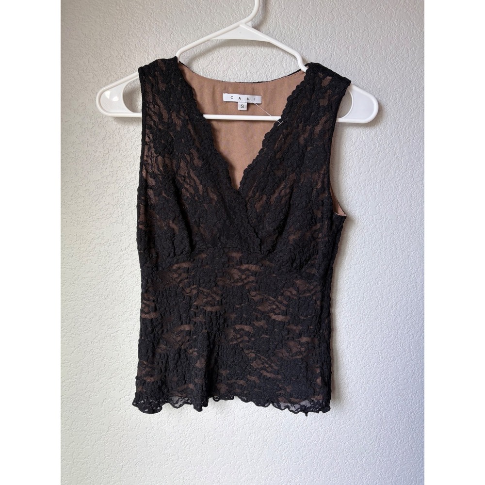 Cabi Black Lace V-Neck Sleeveless Blouse Nude Lining Womens Small Floral Top